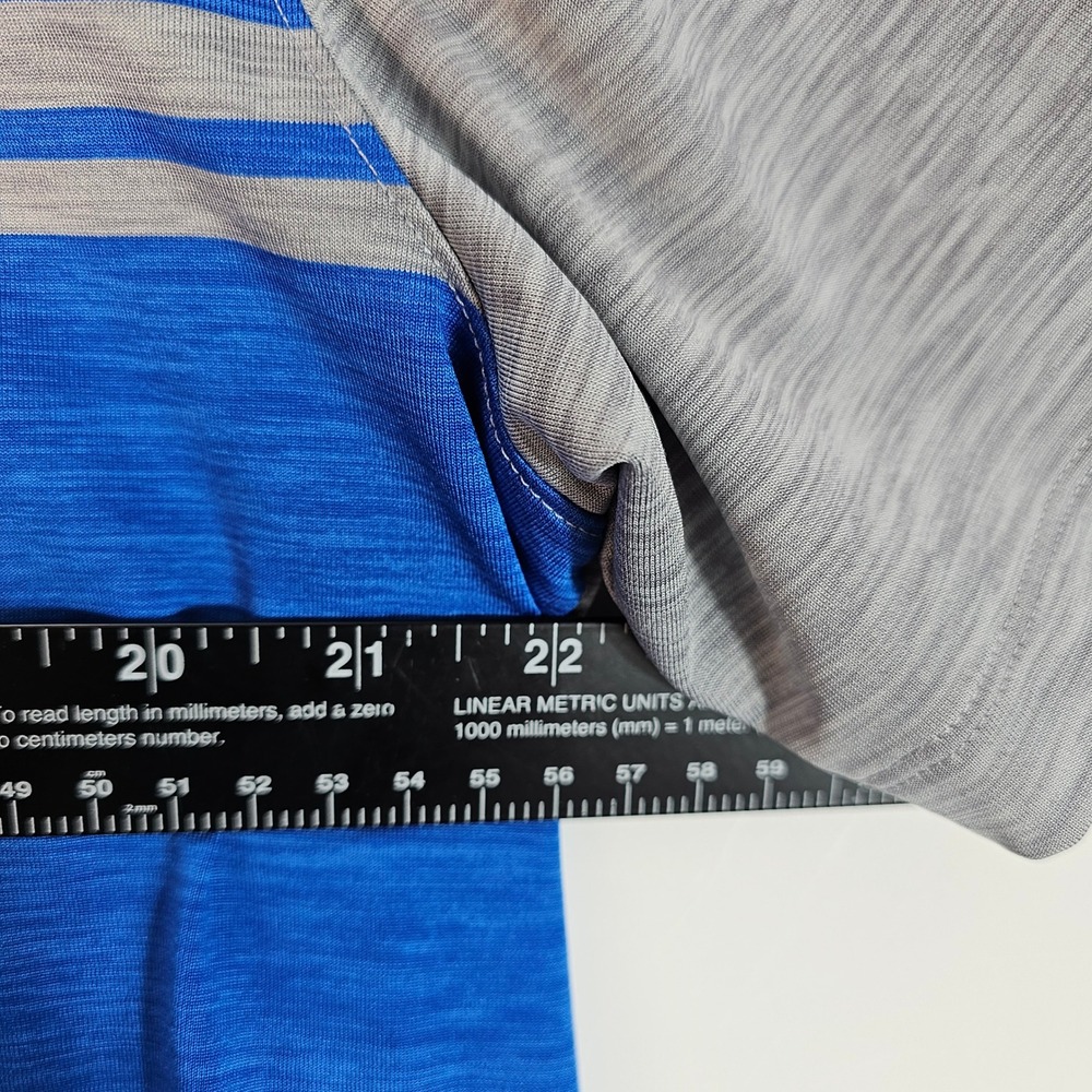 Under Armour Men HeatGear Polo Shirt XL Blue Grey Striped Golf Loose Fit CC 1972 - Picture 2 of 7